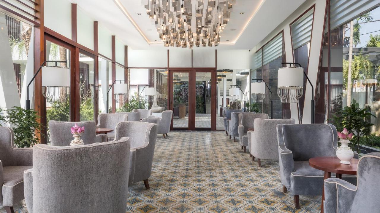 Shintana Saya La Maison Ciudad de Siem Riep Exterior foto The lobby of the hotel