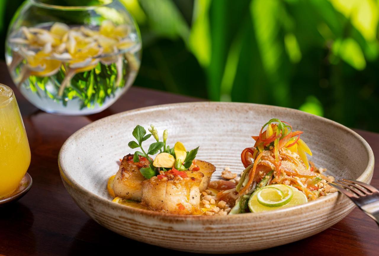Shintana Saya La Maison Ciudad de Siem Riep Exterior foto A plate of food